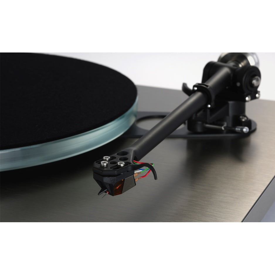 Rega Planar 6 RS Edition Turntable