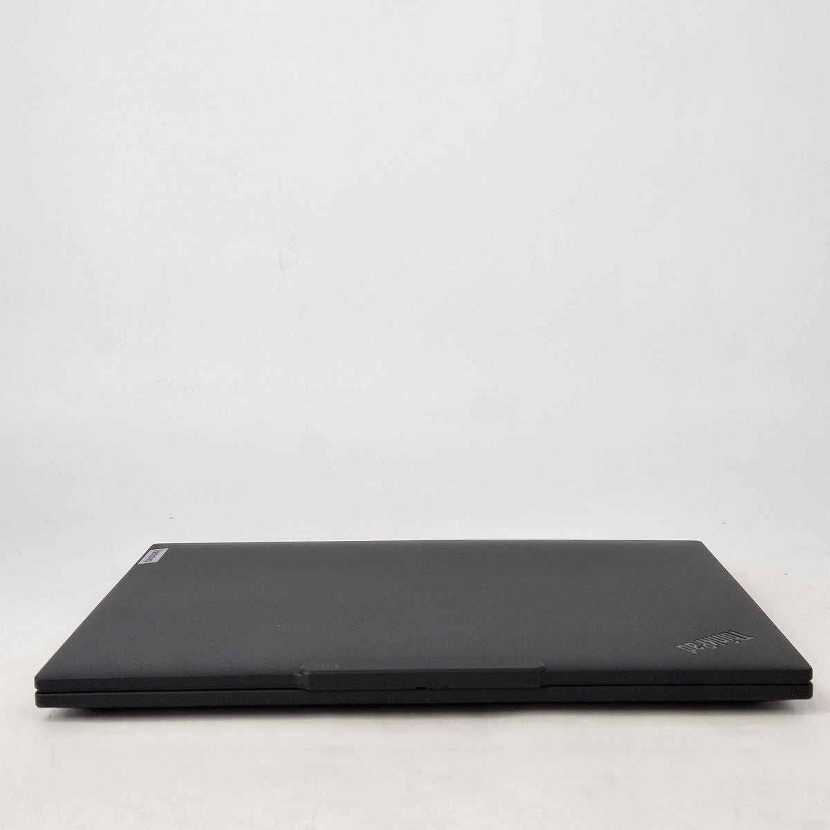 Lenovo ThinkPad P14s Gen 6 Black 2.0 GHz AMD Ryzen AI 5 Pro 340 16GB RAM 512GB Solid State Drive