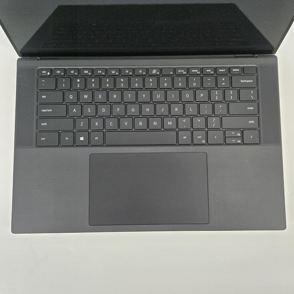 Dell XPS 15 9500 Silver 2.4 GHz Intel Core i9 10th Gen. 64GB RAM 2TB Solid State Drive 256GB Solid State Drive NVIDIA GeForce GTX 1650 Ti 4 GB