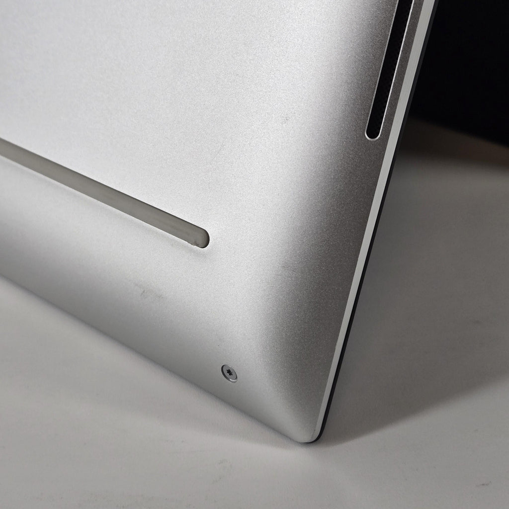 Dell XPS 15 9500 Silver 2.4 GHz Intel Core i9 10th Gen. 64GB RAM 2TB Solid State Drive 256GB Solid State Drive NVIDIA GeForce GTX 1650 Ti 4 GB