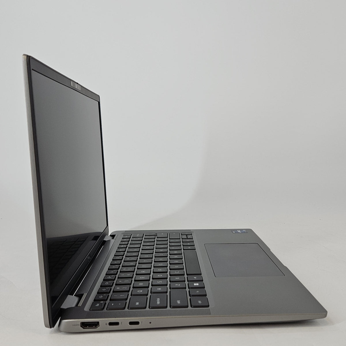 Dell Latitude 7440 14 Gray 1.8 GHz Intel Core i7 13th Gen. 32GB RAM 512GB Solid State Drive