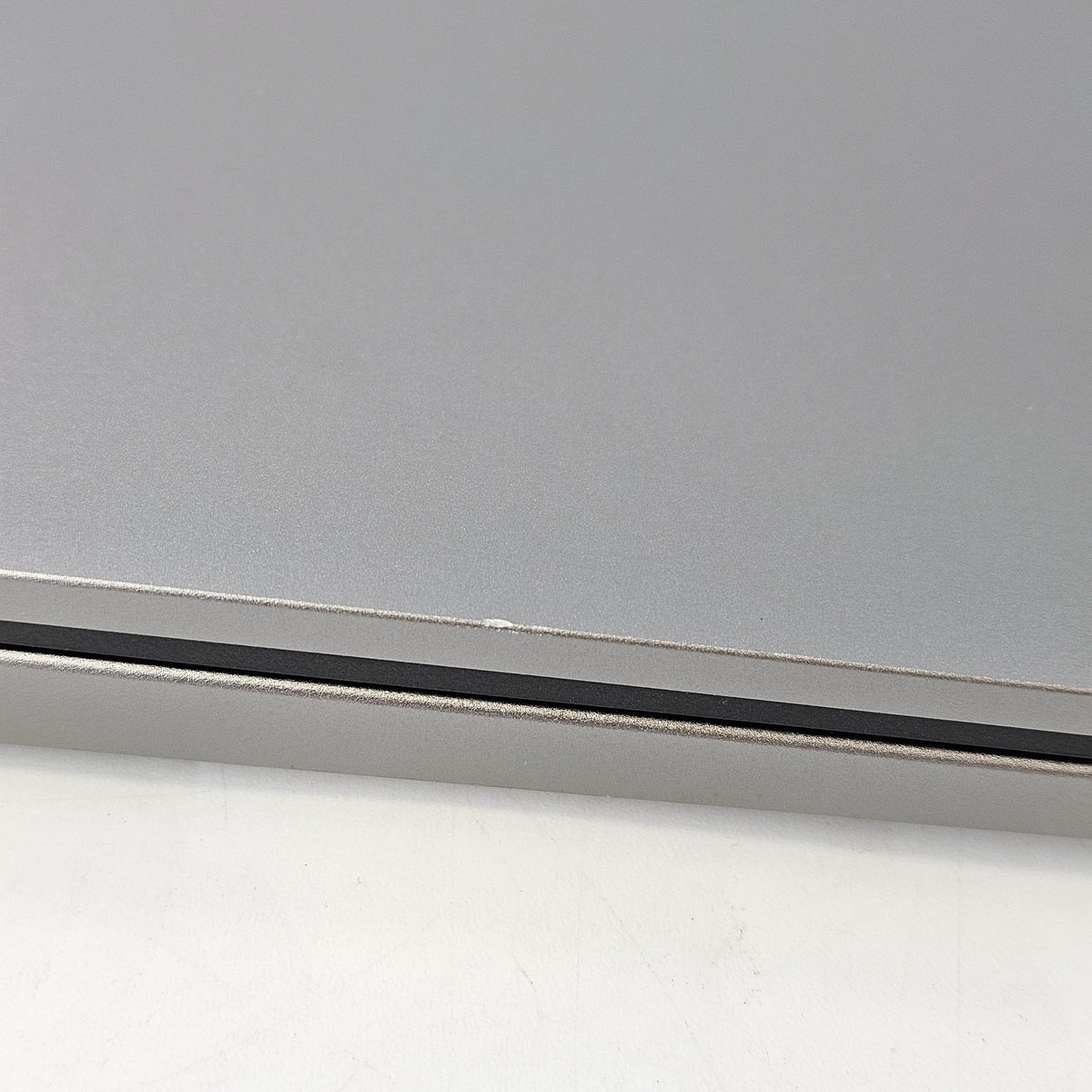 Dell Latitude 7440 14 Gray 1.8 GHz Intel Core i7 13th Gen. 32GB RAM 512GB Solid State Drive