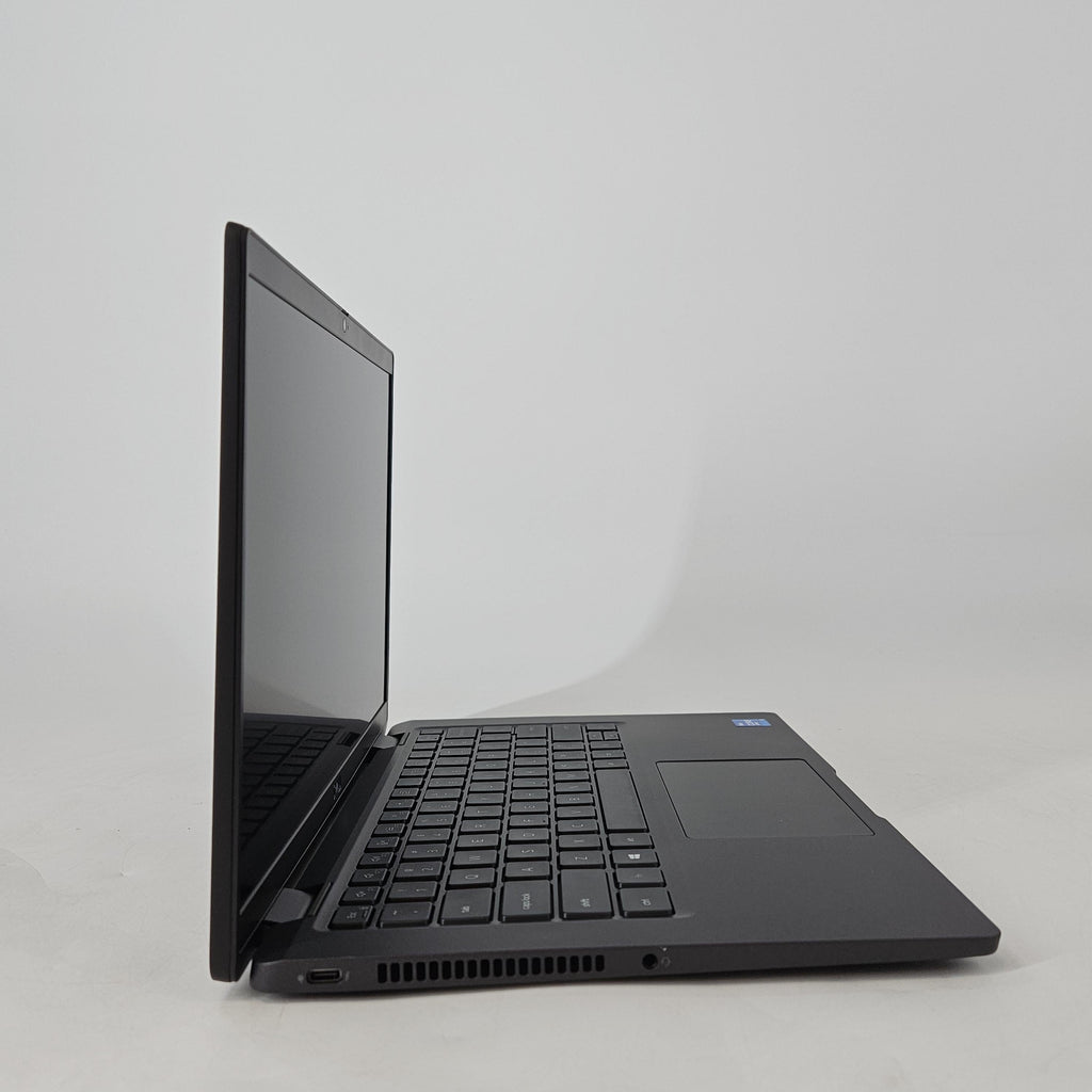 Dell Latitude 7420 14 Black 2.6 GHz Intel Core i5 11th Gen. 16GB RAM 256GB Solid State Drive