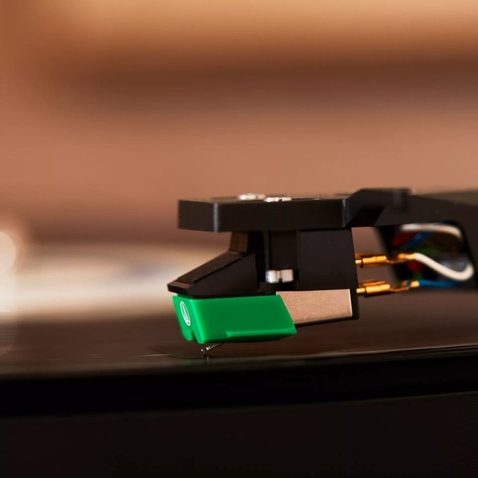 Cambridge Audio Alva ST Belt Drive Turntable with Bluetooth® aptX HD
