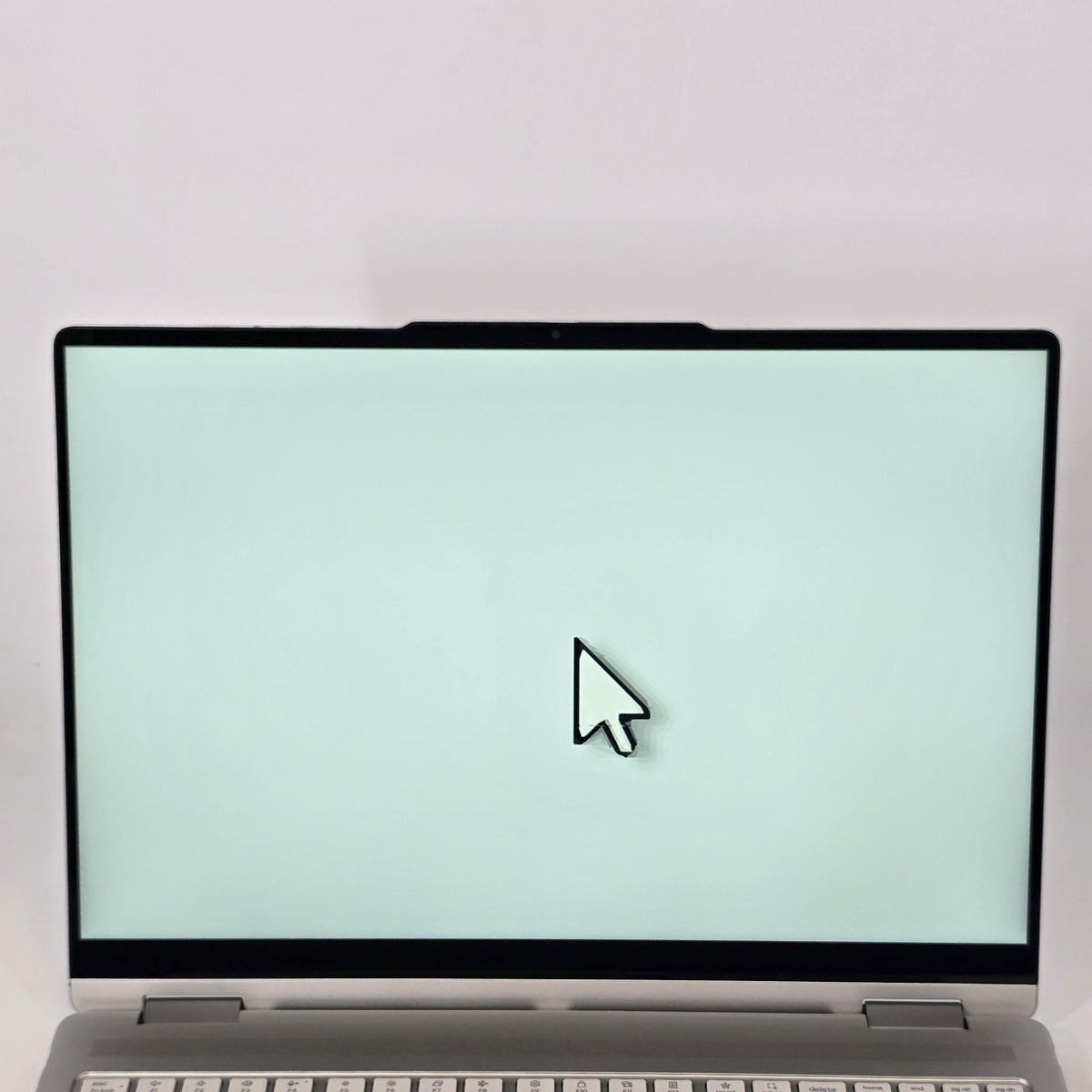 Lenovo Yoga 7 16 Silver 2.0 GHz AMD Ryzen AI 5 340 16GB RAM 1TB Solid State Drive