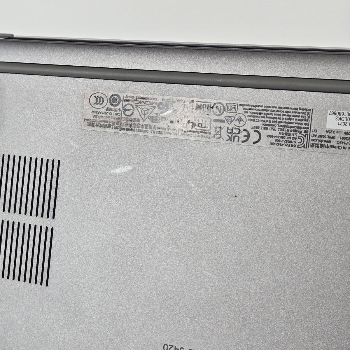 Dell Latitude 9420 14 Gray 3.0 GHz Intel Core i7 11th Gen. 16GB RAM 512GB Solid State Drive