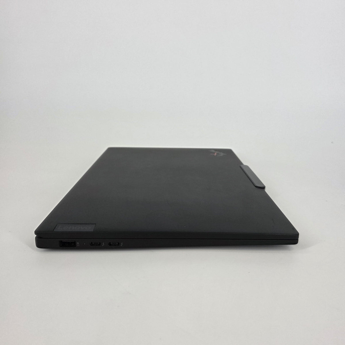 Lenovo ThinkPad X1 Carbon Gen 12 14 Black 1.7 GHz Intel Core Ultra 7 16GB RAM 512GB Solid State Drive