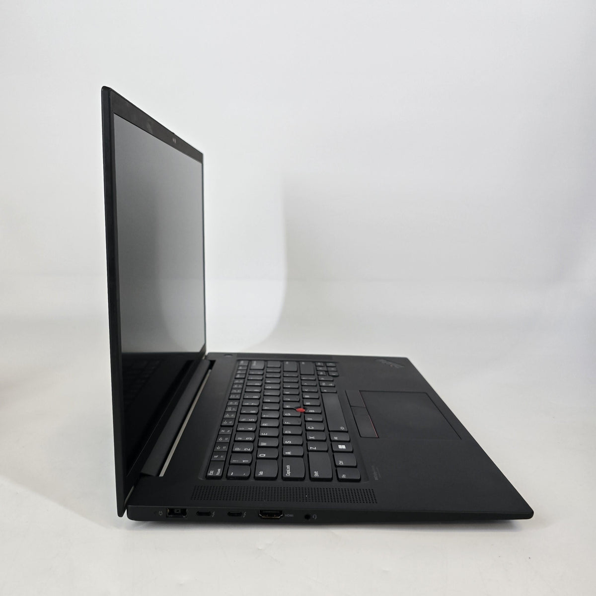 Lenovo ThinkPad P1 Gen 5 16 2022 Black 2.4 GHz Intel Core i7 12th Gen. 32GB RAM 1TB Solid State Drive NVIDIA RTX A2000 8 GB