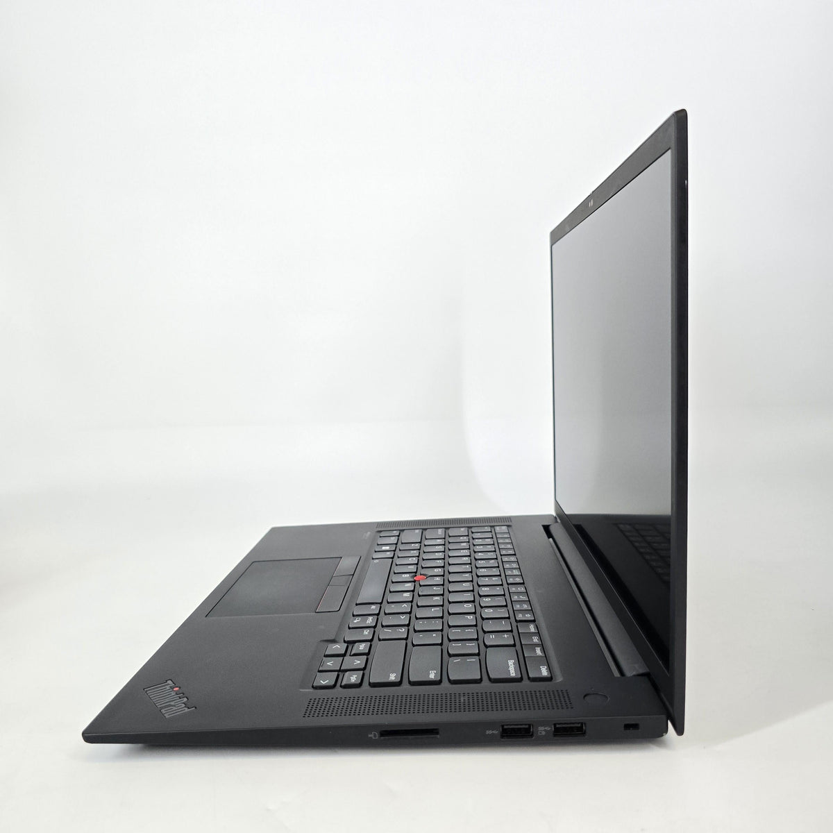 Lenovo ThinkPad P1 Gen 5 16 2022 Black 2.4 GHz Intel Core i7 12th Gen. 32GB RAM 1TB Solid State Drive NVIDIA RTX A2000 8 GB