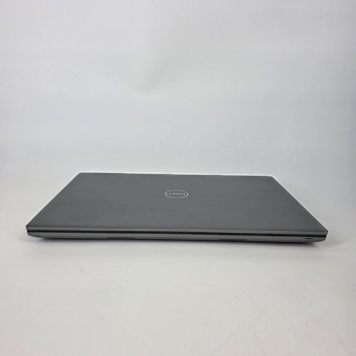 Dell Precision 7780 17.3 Gray 2.1 GHz Intel Core i7 13th Gen. 32GB RAM 512GB Solid State Drive NVIDIA RTX 3500 Ada 12 GB