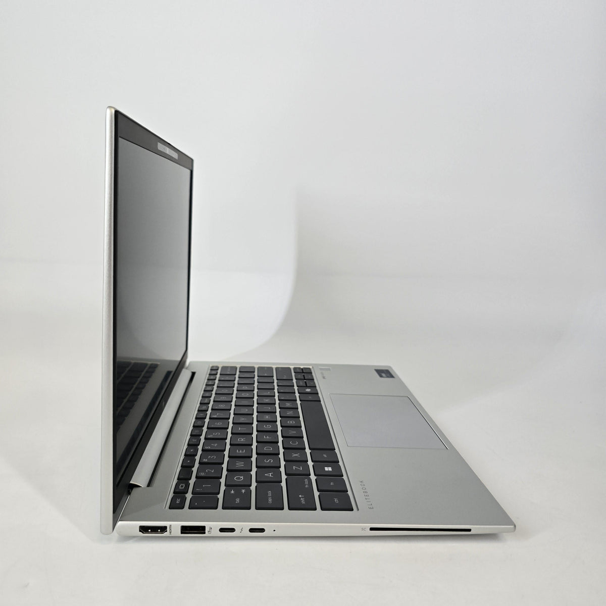 HP Elitebook 830 G11 13.3 Silver 1.6 GHz Intel Core Ultra 5 16GB RAM 256GB Solid State Drive