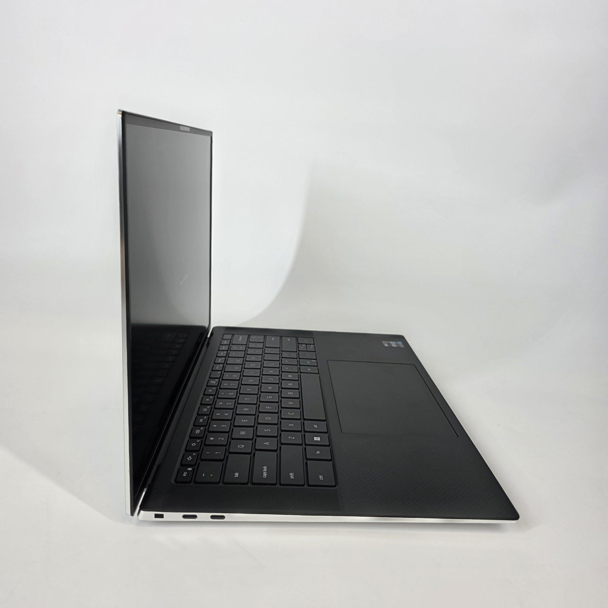 Dell XPS 15 9530 Silver 2.4 GHz Intel Core i7 13th Gen. 16GB RAM 1TB Solid State Drive Intel Arc A370M 4 GB