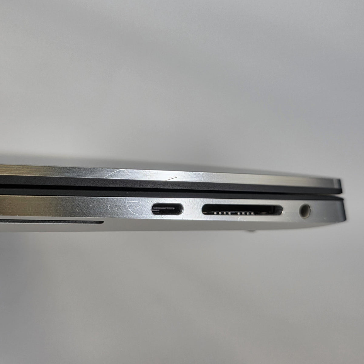 Dell XPS 15 9530 Silver 2.4 GHz Intel Core i7 13th Gen. 16GB RAM 1TB Solid State Drive Intel Arc A370M 4 GB
