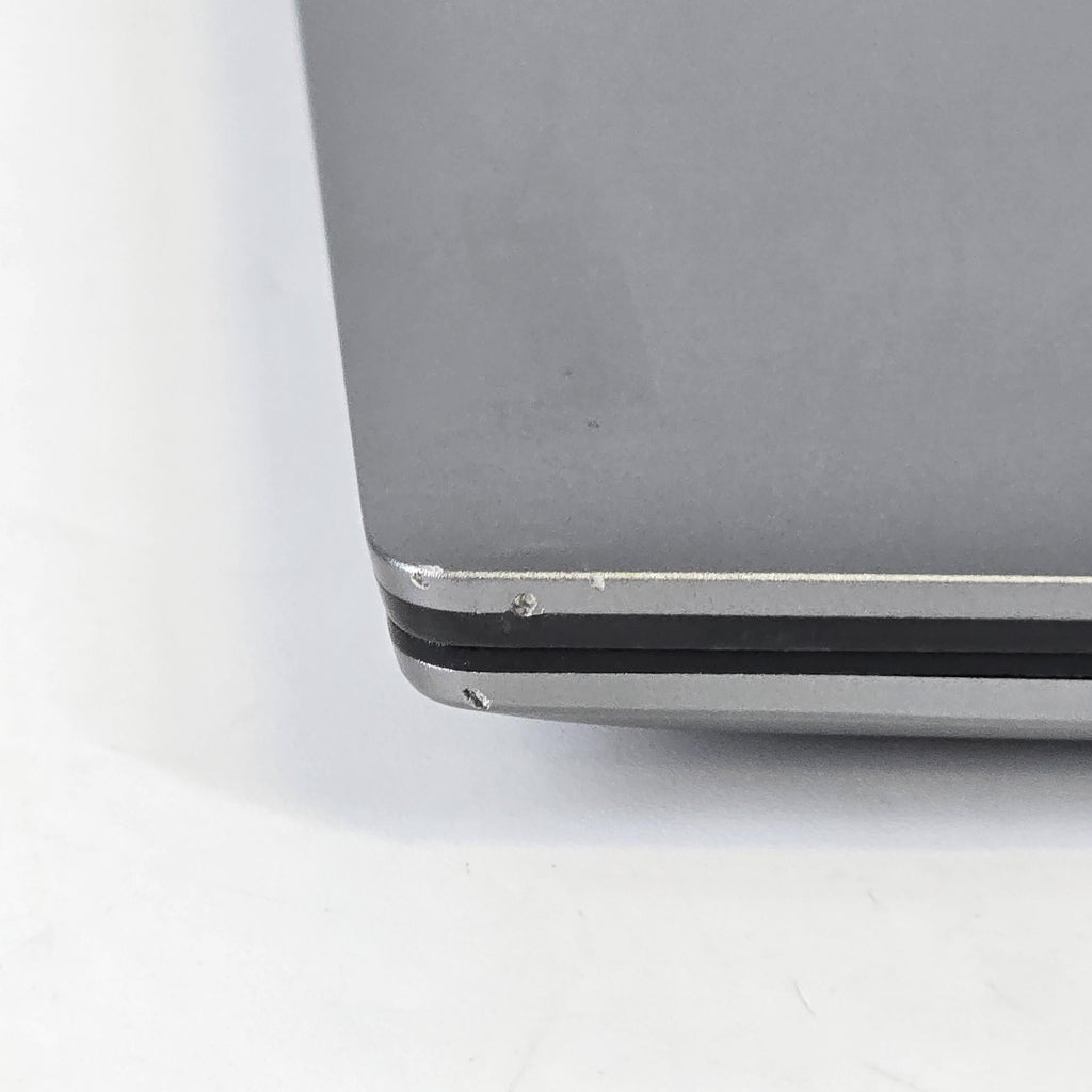 Precision 5570 15.6 Gray 2.3 GHz Intel Core i7 12th Gen. 16GB RAM 1TB Solid State Drive NVIDIA RTX A2000 8 GB