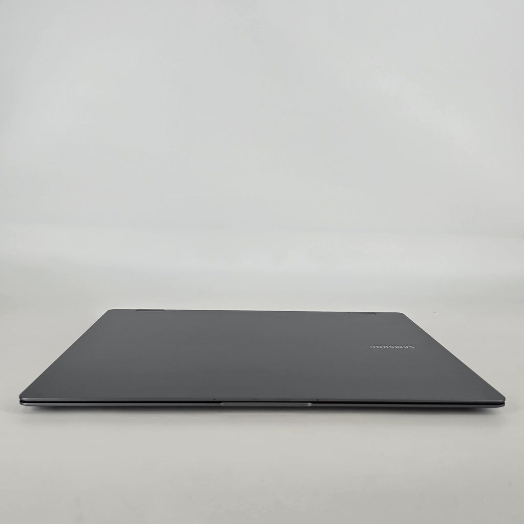 Samsung Galaxy Book5 Pro 360 16 Silver 2.2 GHz Intel Core Ultra 7 Series 2 16GB RAM 1TB Solid State Drive