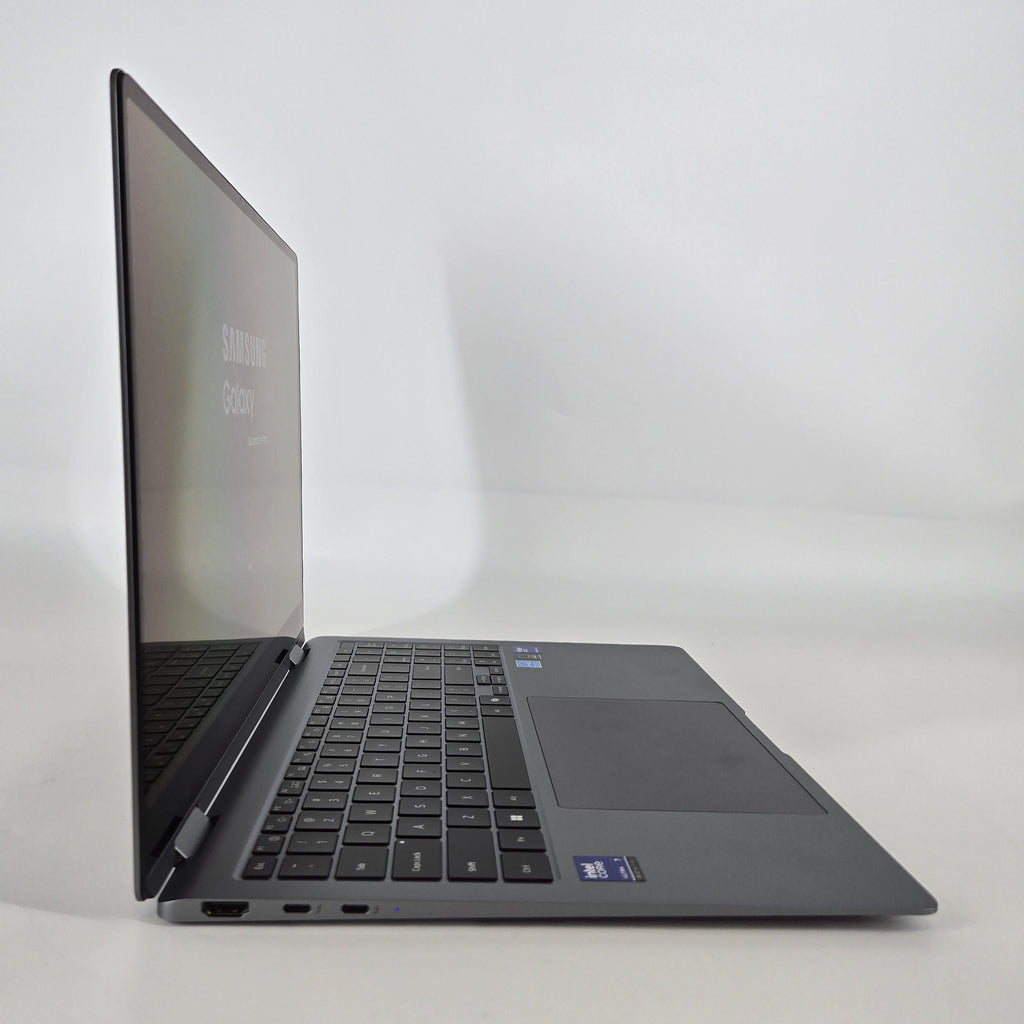 Samsung Galaxy Book5 Pro 360 16 Silver 2.2 GHz Intel Core Ultra 7 Series 2 16GB RAM 1TB Solid State Drive