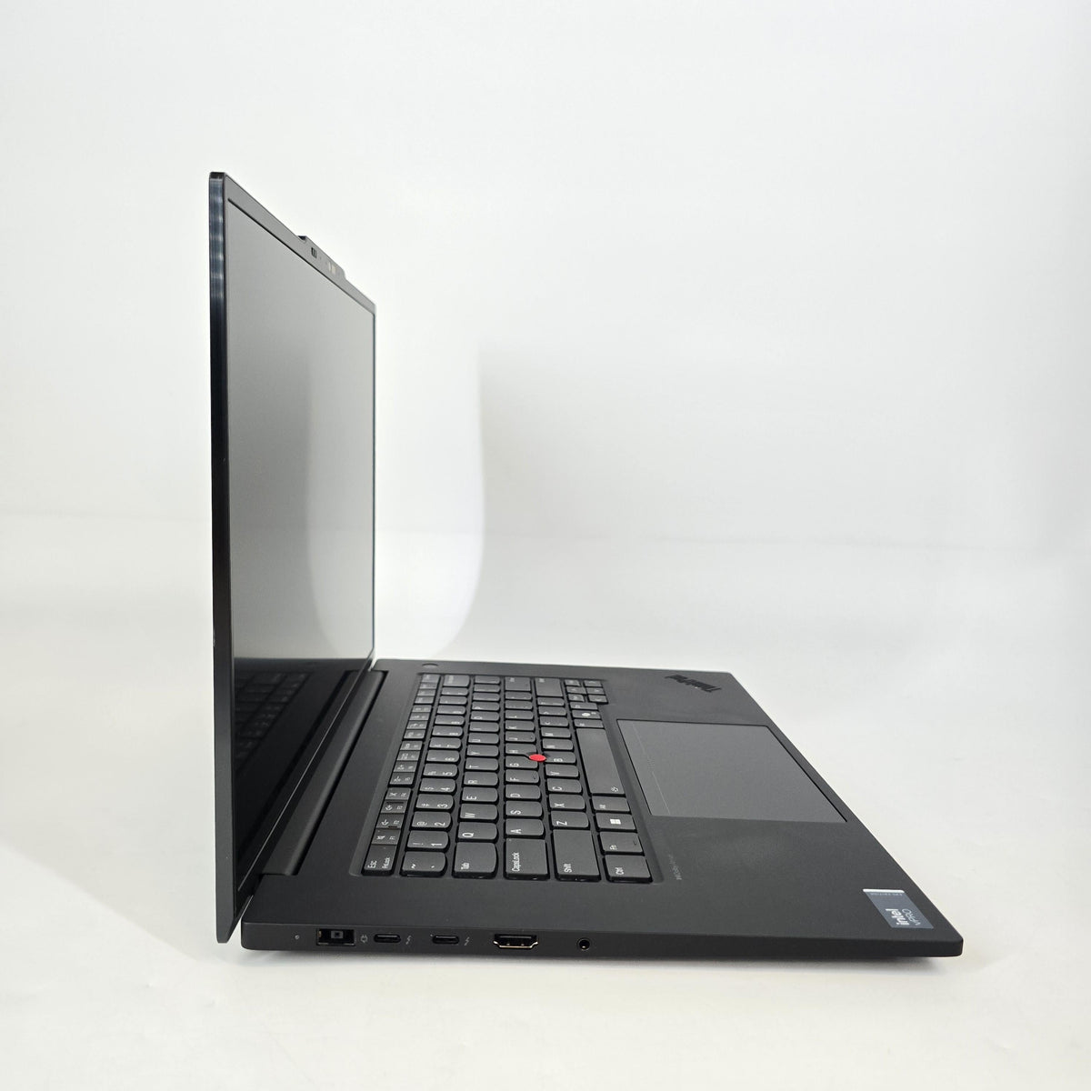 Lenovo ThinkPad P1 Gen 7 16 2024 Black 2.3 GHz Intel Core Ultra 9 32GB RAM 1TB Solid State Drive NVIDIA GeForce RTX 4070 8 GB