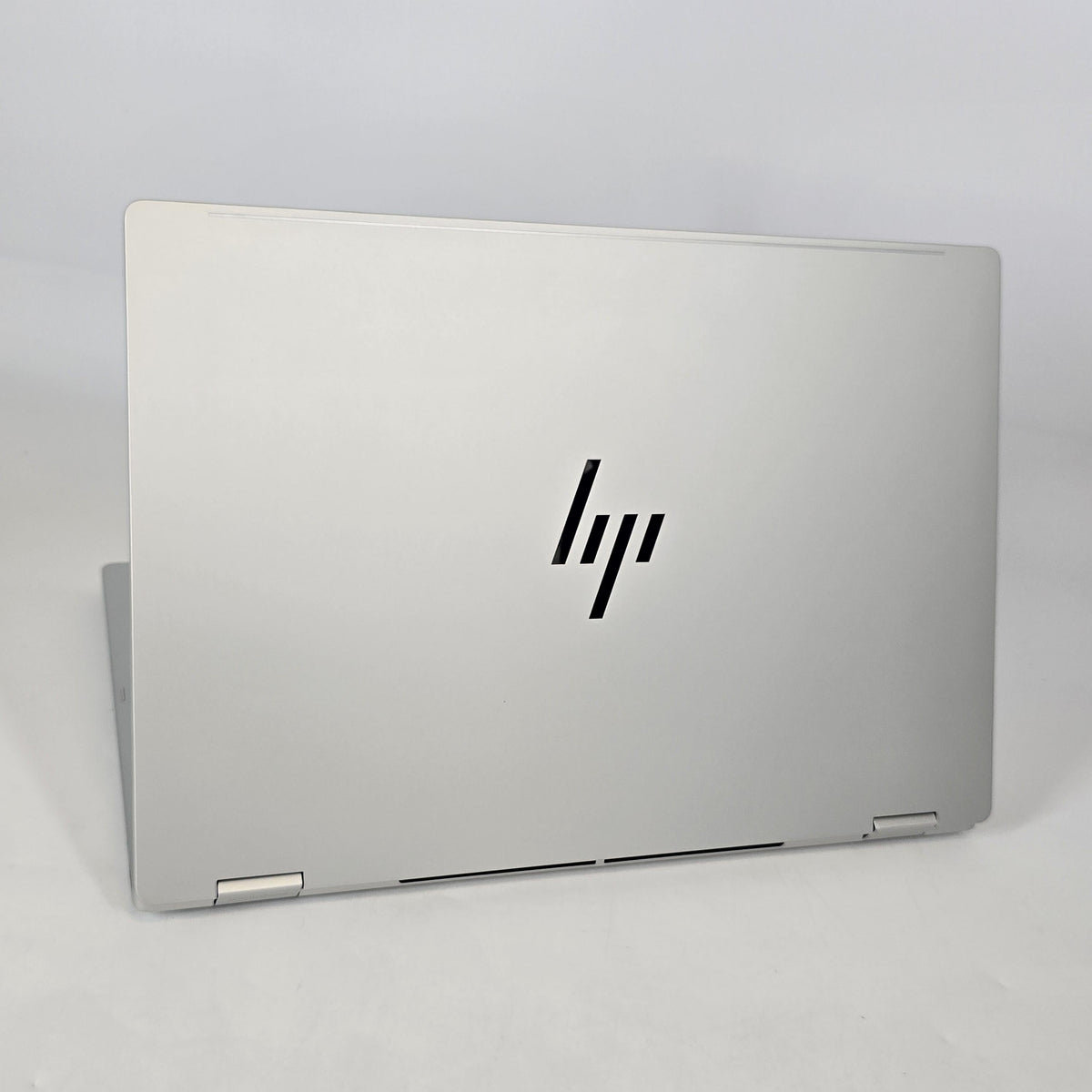 HP OmniBook 7 Flip 16 Glacier Silver 2.1 GHz Intel Core Ultra 5 Series 2 16GB RAM 512GB Solid State Drive