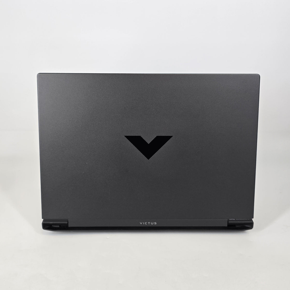 HP Victus 15.6 Gray 2.0 GHz Intel Core i5 12th Gen. 8GB RAM 512GB Solid State Drive NVIDIA GeForce RTX 2050 4 GB