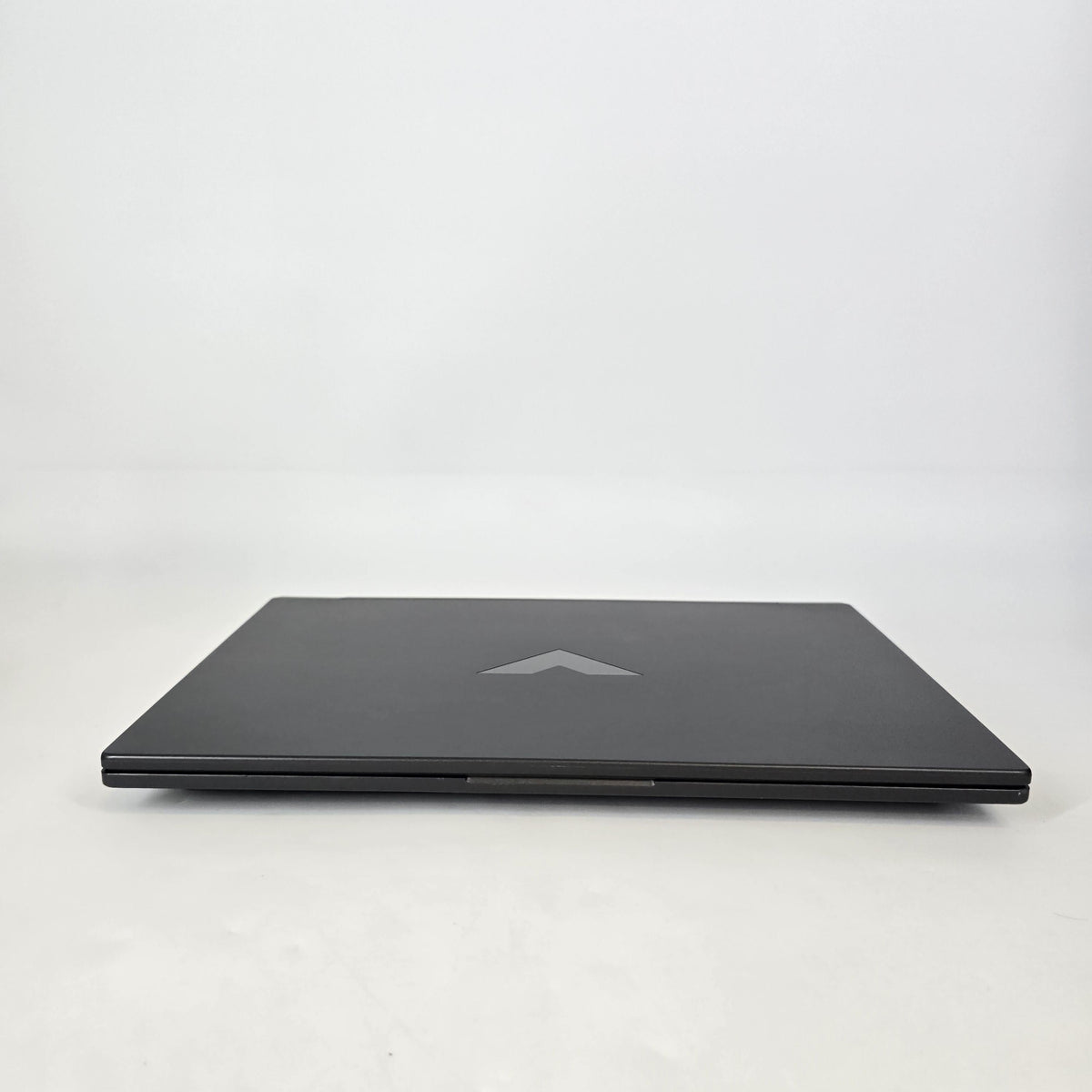 HP Victus 15.6 Gray 2.0 GHz Intel Core i5 12th Gen. 8GB RAM 512GB Solid State Drive NVIDIA GeForce RTX 2050 4 GB
