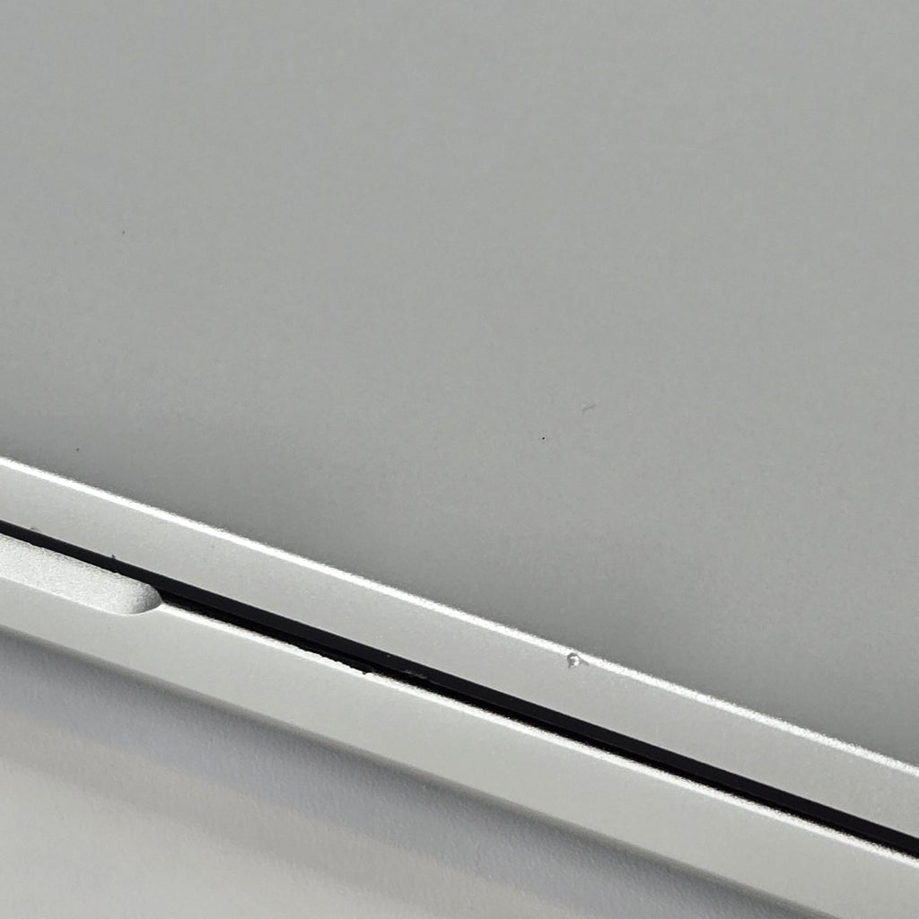 Dell Pro 14 Plus PB14250 Silver 2.1 GHz Intel Core Ultra 5 Series 2 32GB RAM 256GB Solid State Drive