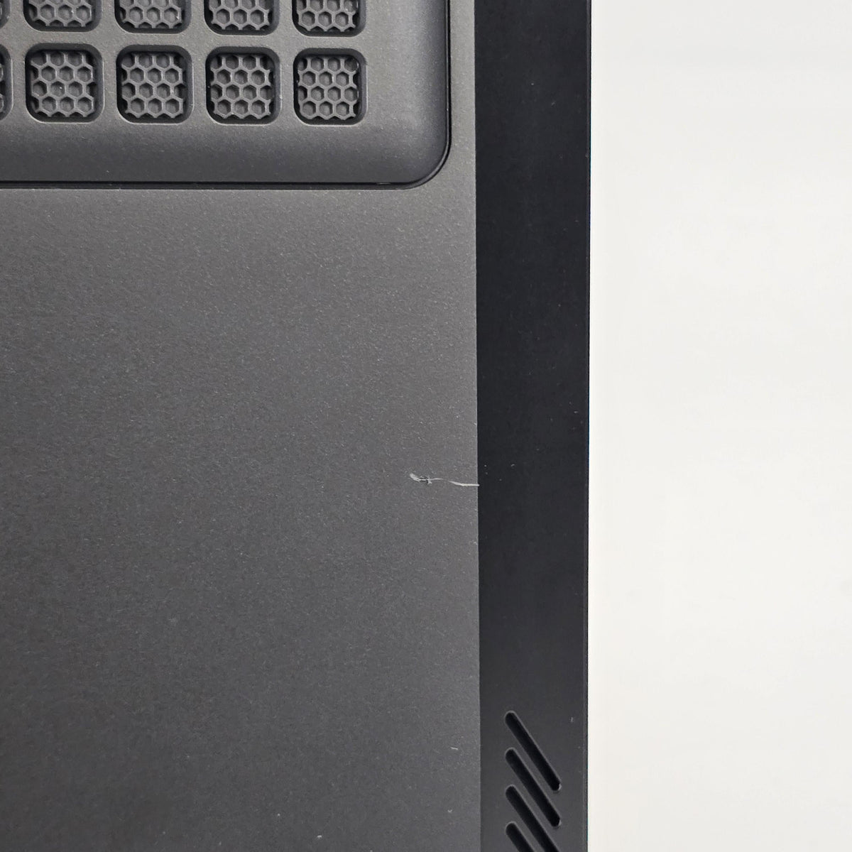 HP Omen 17 Black 2.0 GHz AMD Ryzen AI 7 350 32GB RAM 1TB Solid State Drive NVIDIA GeForce RTX 5070 8 GB