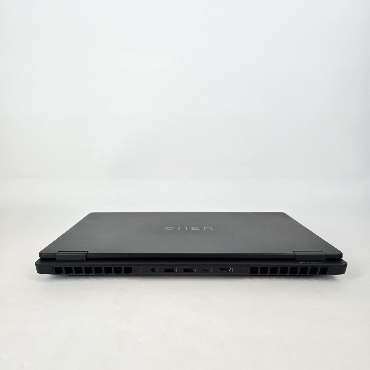 HP Omen 17 Black 2.0 GHz AMD Ryzen AI 7 350 32GB RAM 1TB Solid State Drive NVIDIA GeForce RTX 5070 8 GB
