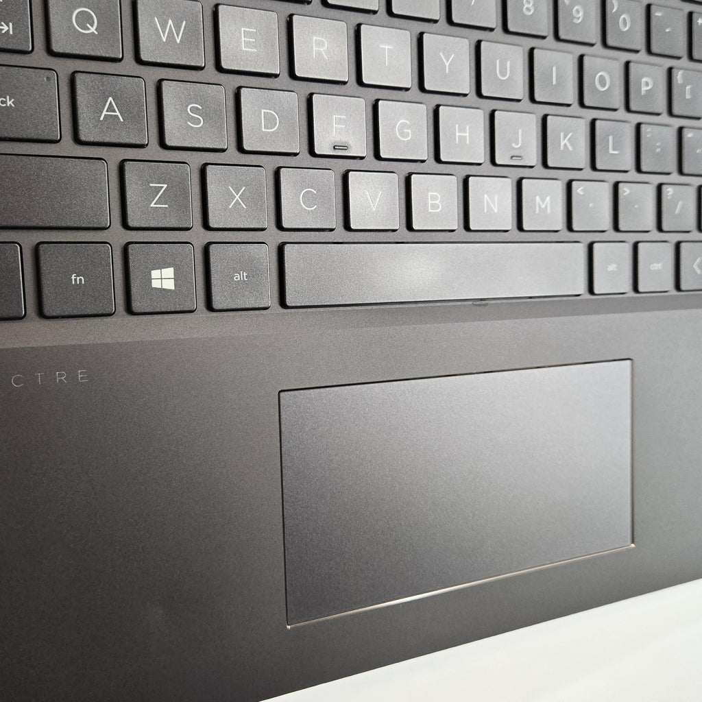 HP Spectre 15 x360 Black 1.8 GHz Intel Core i7 10th Gen. 16GB RAM 1TB Solid State Drive NVIDIA GeForce MX250 2 GB