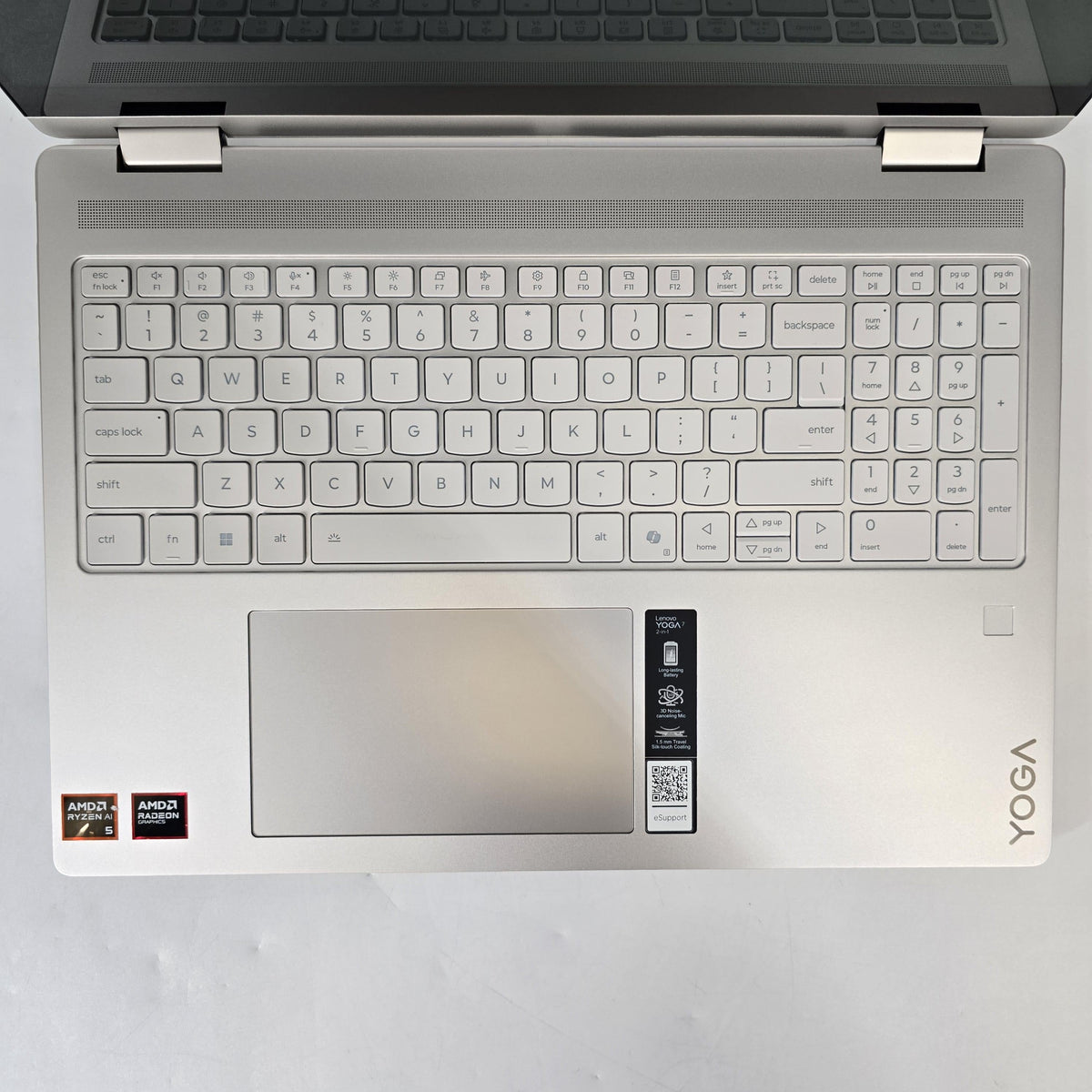 Lenovo Yoga 7 16 Silver 2.0 GHz AMD Ryzen AI 5 340 16GB RAM 512GB Solid State Drive