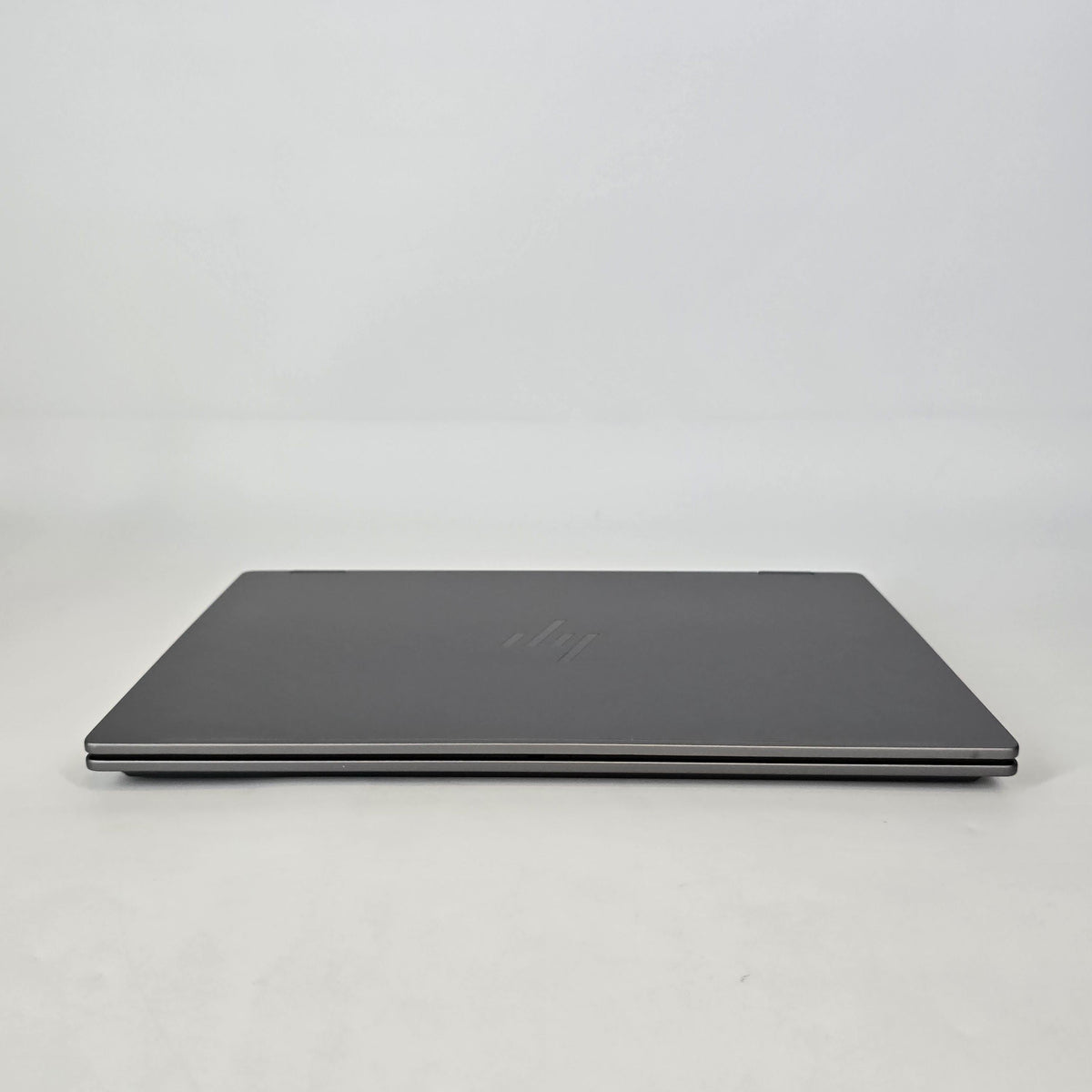 HP OmniBook X Flip 16 Eclipse Gray 2.0 GHz AMD Ryzen AI 5 340 16GB RAM 512GB Solid State Drive