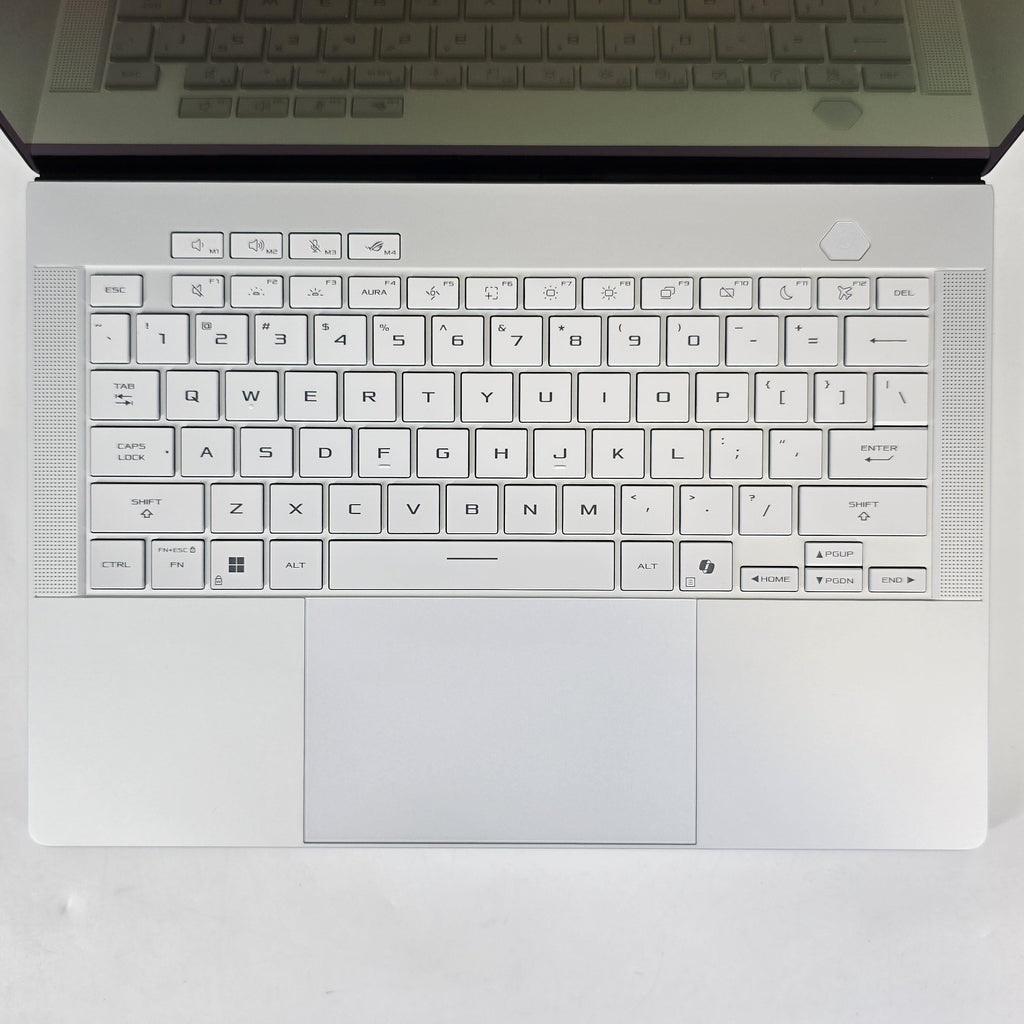 Asus ROG Zephyrus G14 GA403 14 White 2.0 GHz AMD Ryzen AI 9 HX 370 32GB RAM 1TB Solid State Drive NVIDIA GeForce RTX 5070 Ti 12 GB
