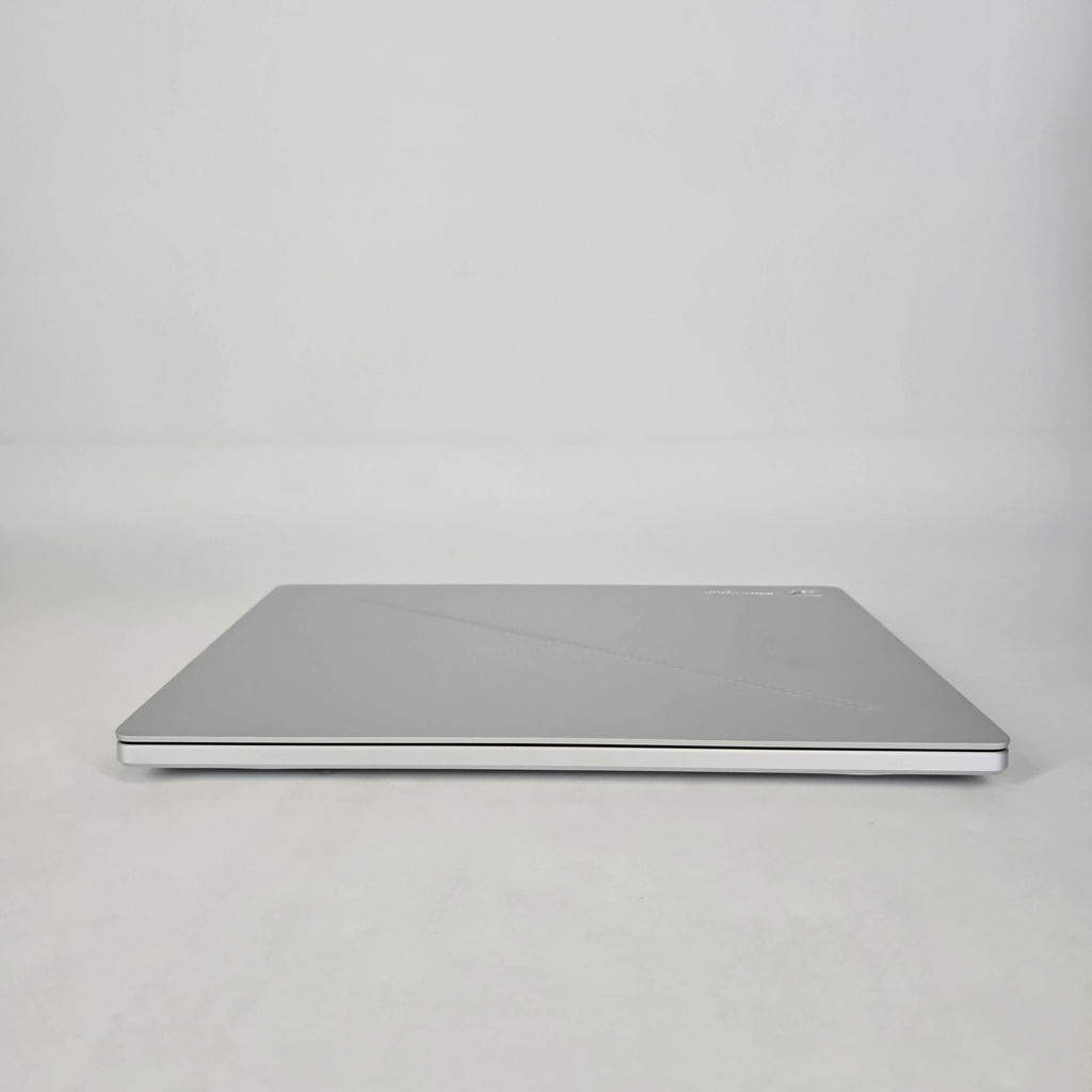 Asus ROG Zephyrus G14 GA403 14 White 2.0 GHz AMD Ryzen AI 9 HX 370 32GB RAM 1TB Solid State Drive NVIDIA GeForce RTX 5070 Ti 12 GB