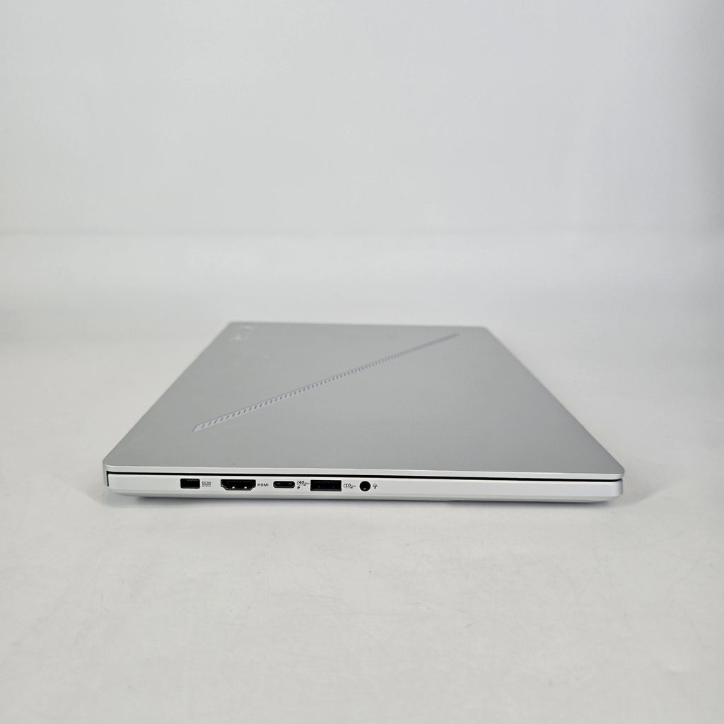 Asus ROG Zephyrus G14 GA403 14 White 2.0 GHz AMD Ryzen AI 9 HX 370 32GB RAM 1TB Solid State Drive NVIDIA GeForce RTX 5070 Ti 12 GB