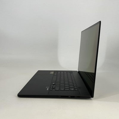 Asus ProArt P16 Black 2.0 GHz AMD Ryzen AI 9 HX 370 32GB RAM 1TB Solid State Drive NVIDIA GeForce RTX 4060 8 GB