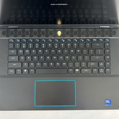 Dell Alienware M16 R2 Black 1.4 GHz Intel Core Ultra 7 16GB RAM 1TB Solid State Drive NVIDIA GeForce RTX 4070 8 GB