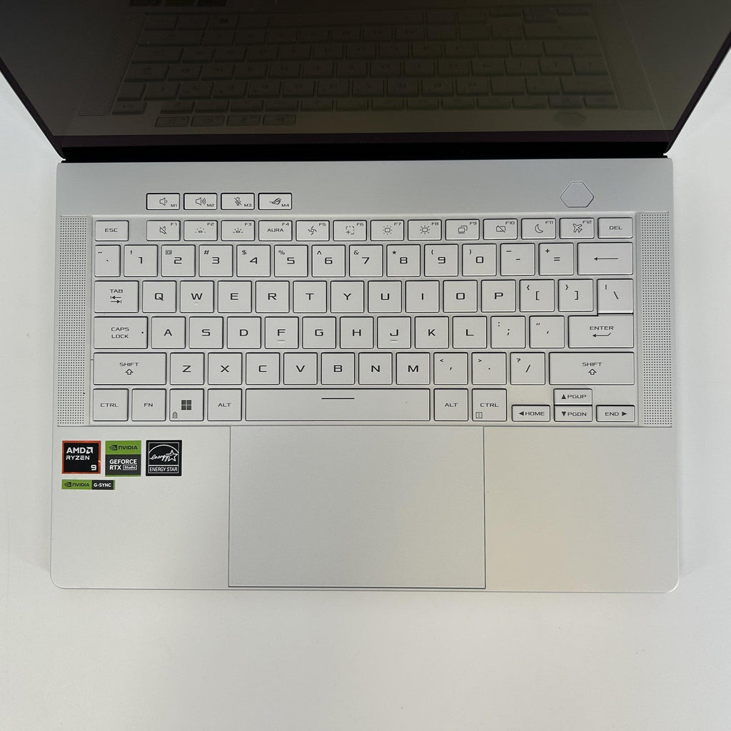 Asus ROG Zephyrus G14 GA403 14 White 4.0 GHz AMD Ryzen 9 8945HS 32GB RAM 1TB Solid State Drive NVIDIA GeForce RTX 4070 8 GB