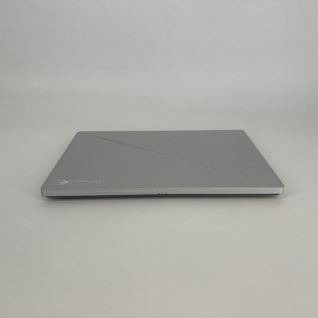 Asus ROG Zephyrus G14 GA403 14 White 4.0 GHz AMD Ryzen 9 8945HS 32GB RAM 1TB Solid State Drive NVIDIA GeForce RTX 4070 8 GB