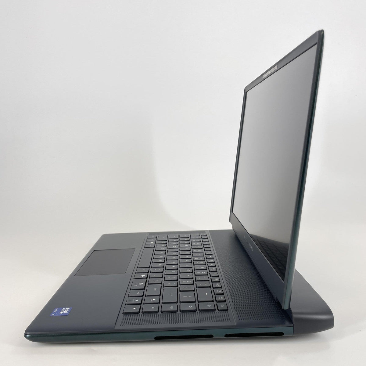 Dell Alienware 16 Area-51 Teal 2.7 GHz Intel Core Ultra 9 Series 2 32GB RAM 1TB Solid State Drive NVIDIA GeForce RTX 5070 Ti 12 GB