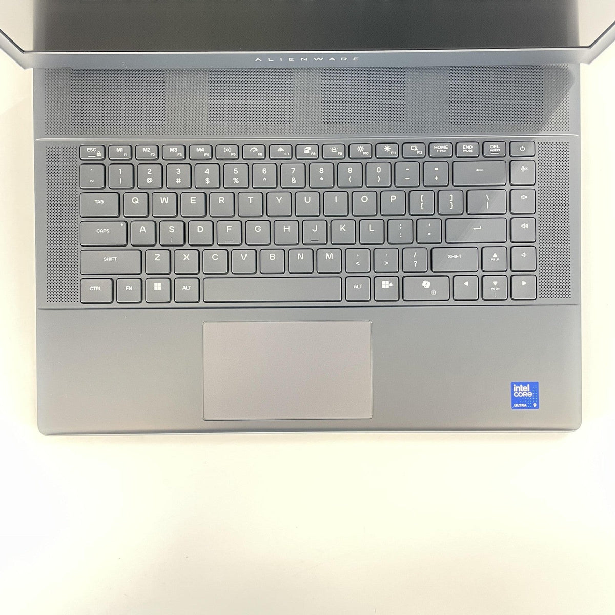 Dell Alienware 16 Area-51 Teal 2.7 GHz Intel Core Ultra 9 Series 2 32GB RAM 1TB Solid State Drive NVIDIA GeForce RTX 5070 Ti 12 GB