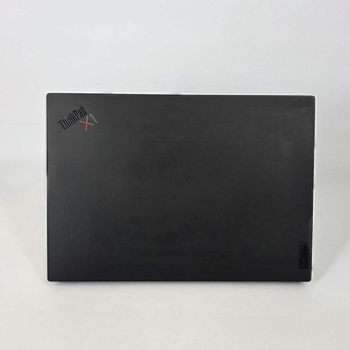 Lenovo ThinkPad X1 Carbon Gen 10 14 Black 1.8 GHz Intel Core i7 12th Gen. 32GB RAM 512GB Solid State Drive
