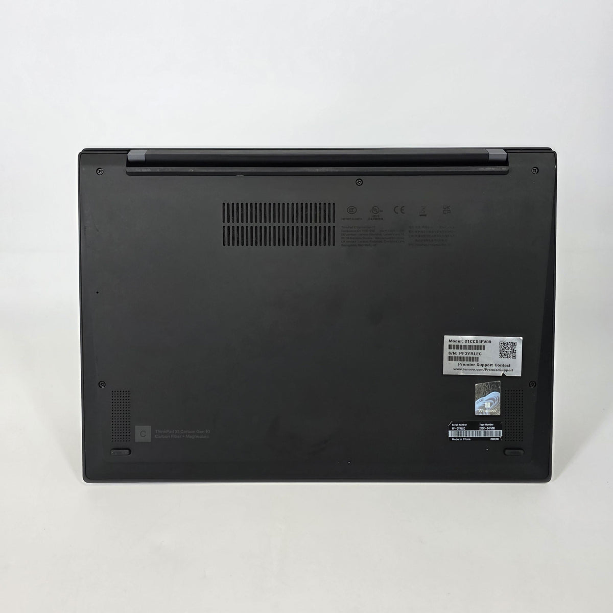 Lenovo ThinkPad X1 Carbon Gen 10 14 Black 1.8 GHz Intel Core i7 12th Gen. 32GB RAM 512GB Solid State Drive