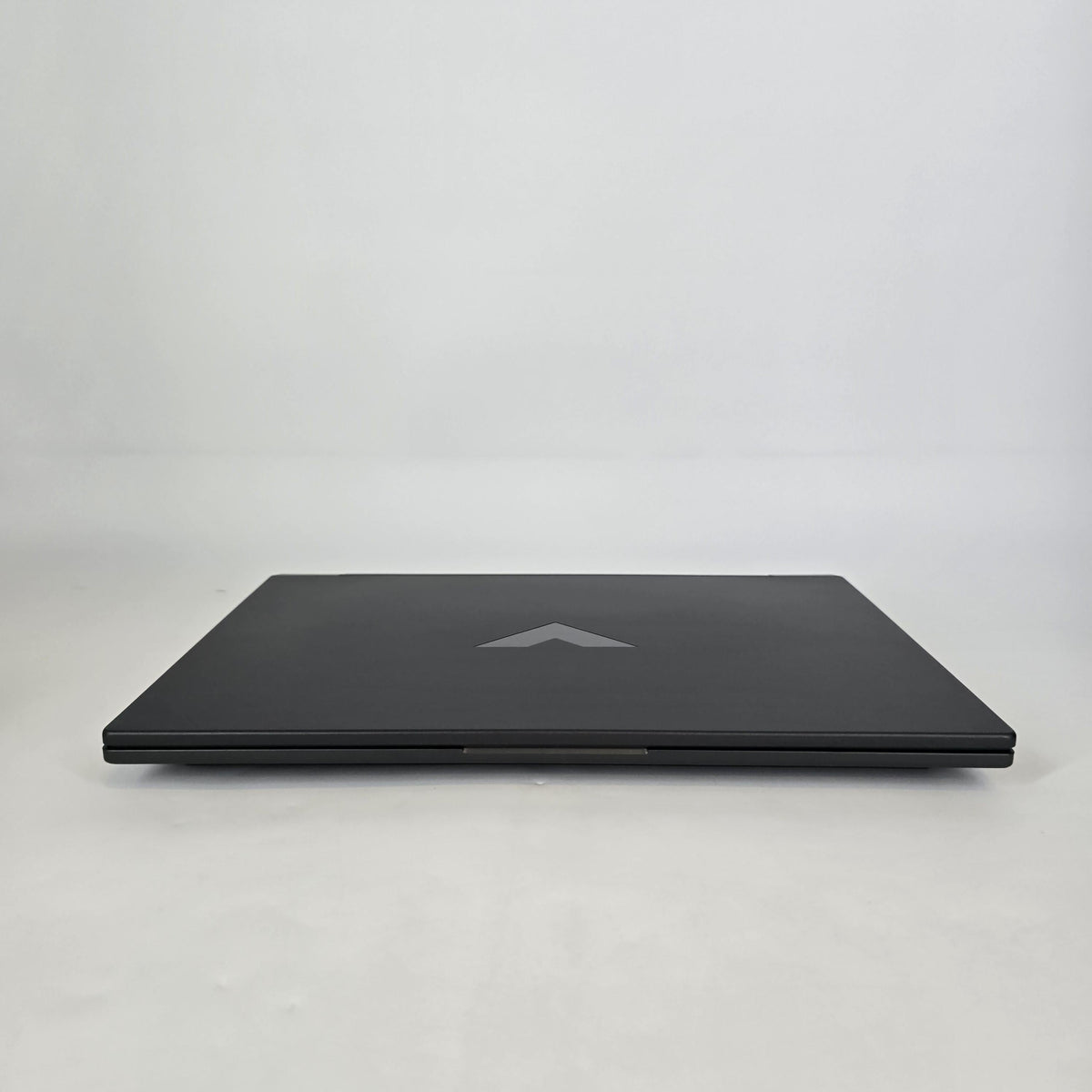 HP Victus 16.1 Gray 3.2 GHz AMD Ryzen 7 7445HS 16GB RAM 512GB Solid State Drive NVIDIA GeForce RTX 4050 6 GB