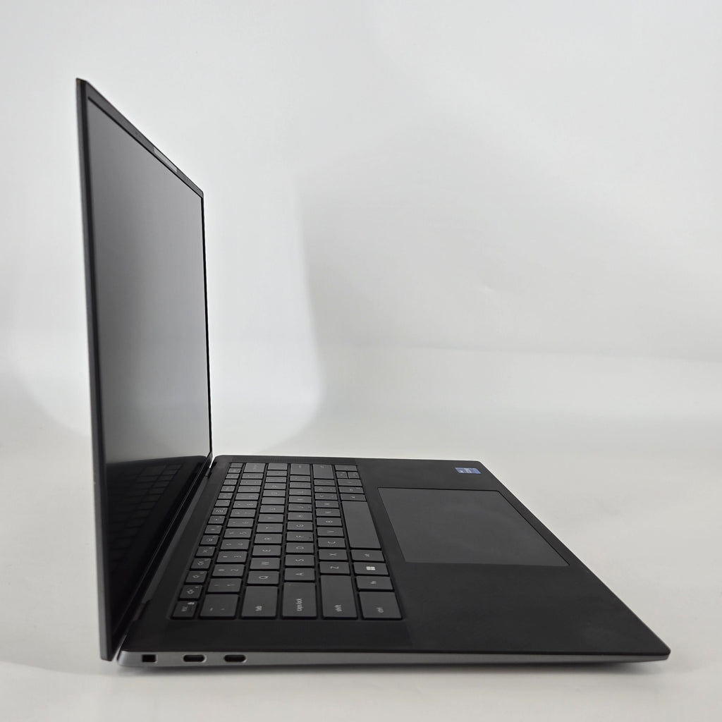 Precision 5570 15.6 Gray 2.3 GHz Intel Core i7 12th Gen. 16GB RAM 256GB Solid State Drive NVIDIA RTX A2000 8 GB