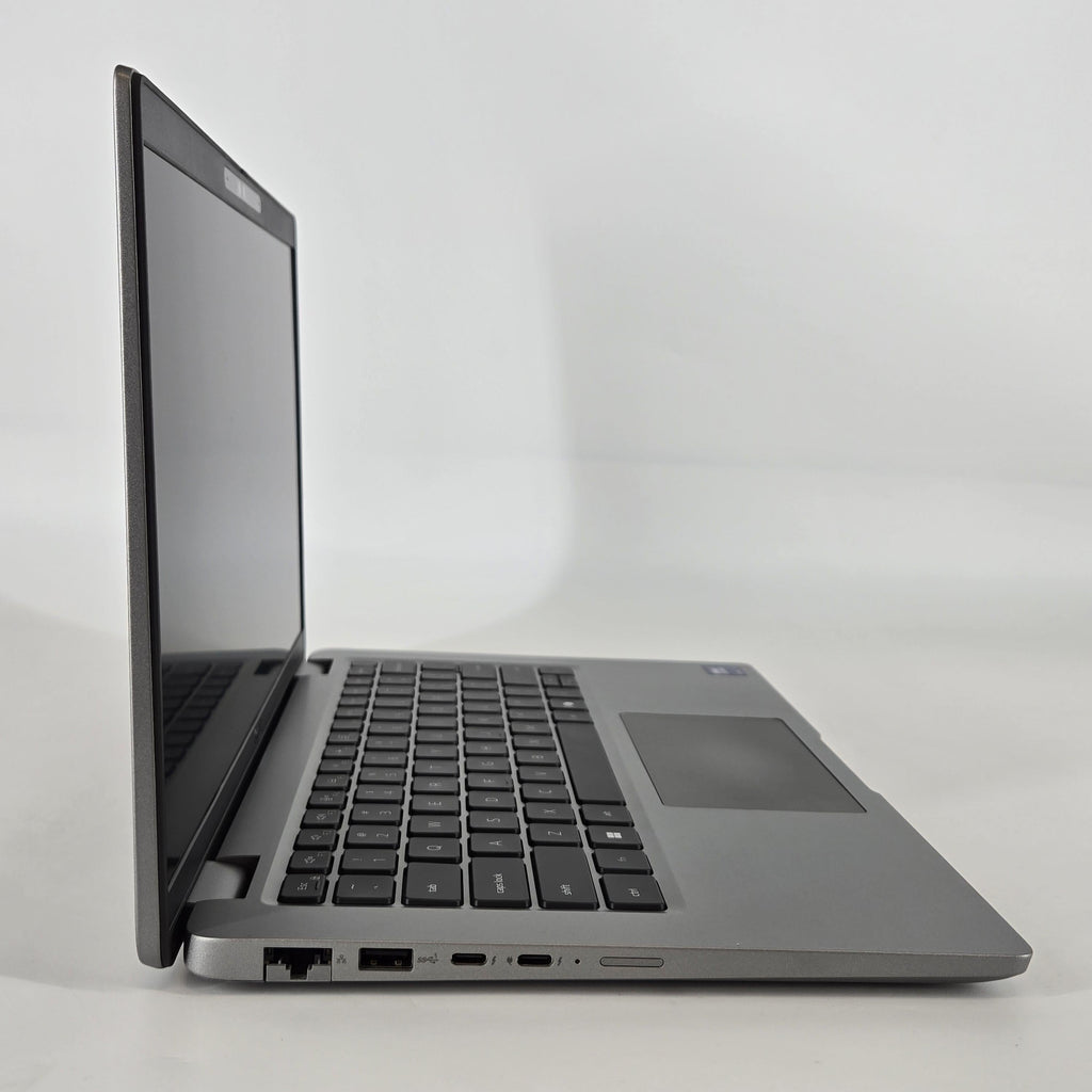 Latitude 5450 14 Gray 1.7 GHz Intel Core Ultra 7 16GB RAM 512GB Solid State Drive