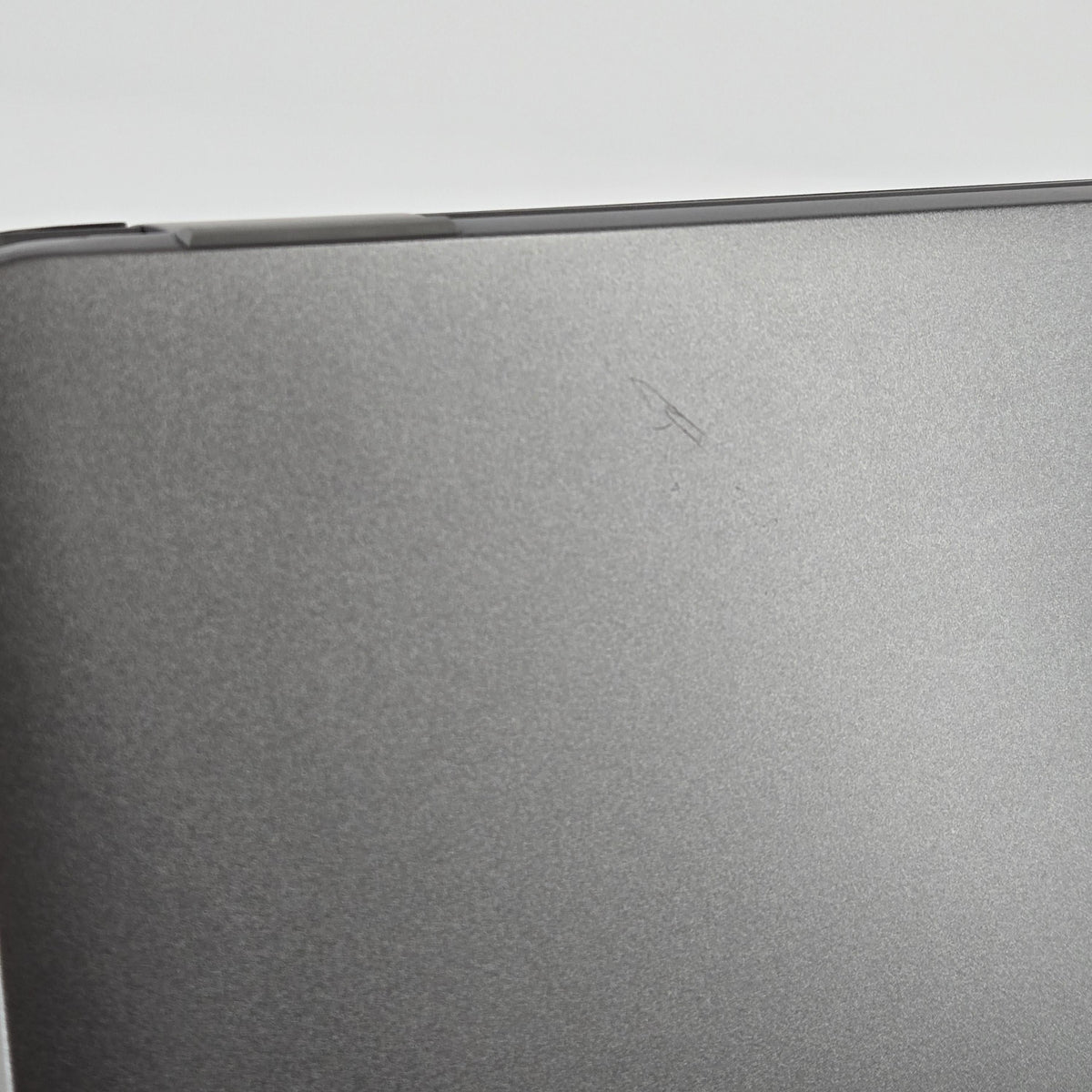 Latitude 5450 14 Gray 1.7 GHz Intel Core Ultra 7 16GB RAM 512GB Solid State Drive