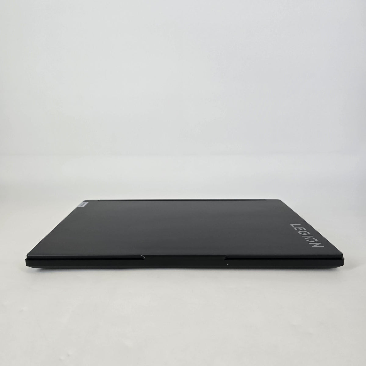 Lenovo Legion 7i Gen 9 16 Black 2.2 GHz Intel Core i9 14th Gen. 16GB RAM 1TB Solid State Drive NVIDIA GeForce RTX 4070 8 GB