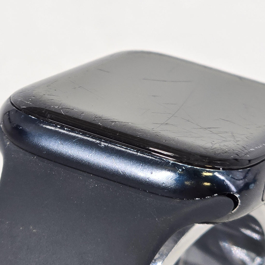 Apple Watch (SE) 2nd Gen. 44mm Black Unlocked 32GB