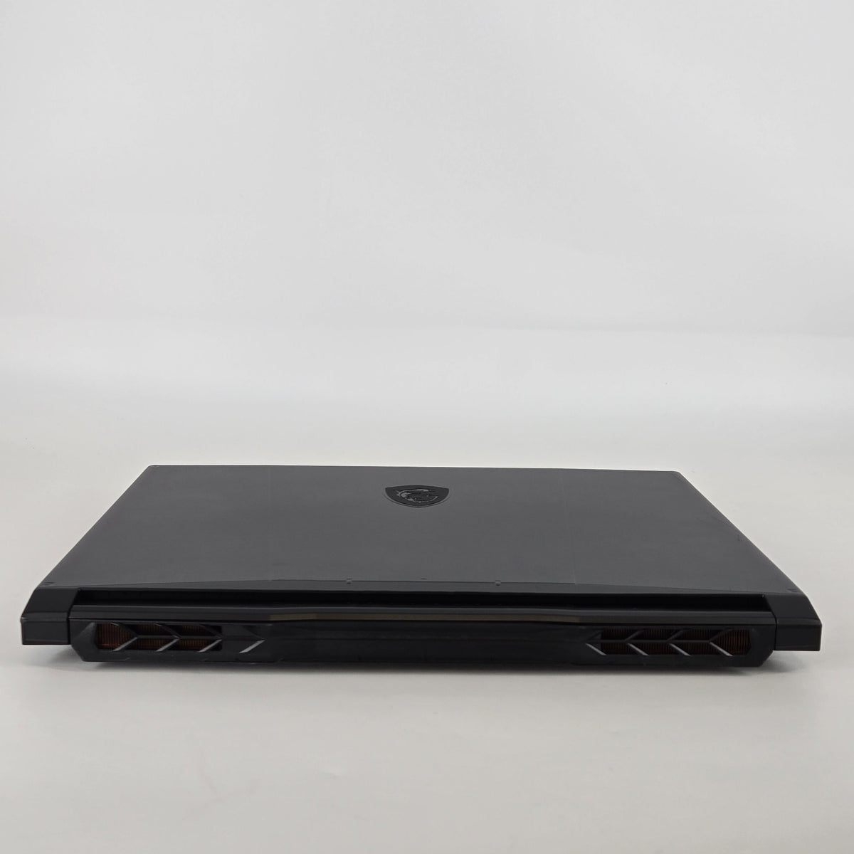 MSI Katana 15 HX 15.6 Black 2.2 GHz Intel Core i7 14th Gen. 16GB RAM 1TB Solid State Drive NVIDIA GeForce RTX 5070 8 GB