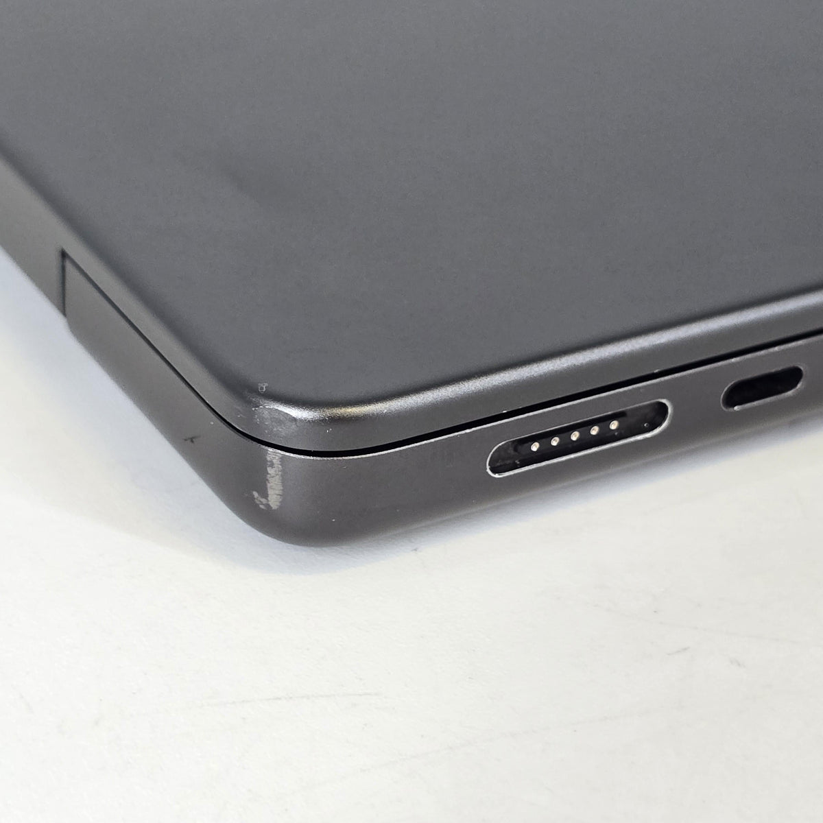 MacBook Pro 14 2024 Space Black M4 Max 16-Core CPU 64GB Unified Memory 2TB Solid State Drive 40-Core GPU