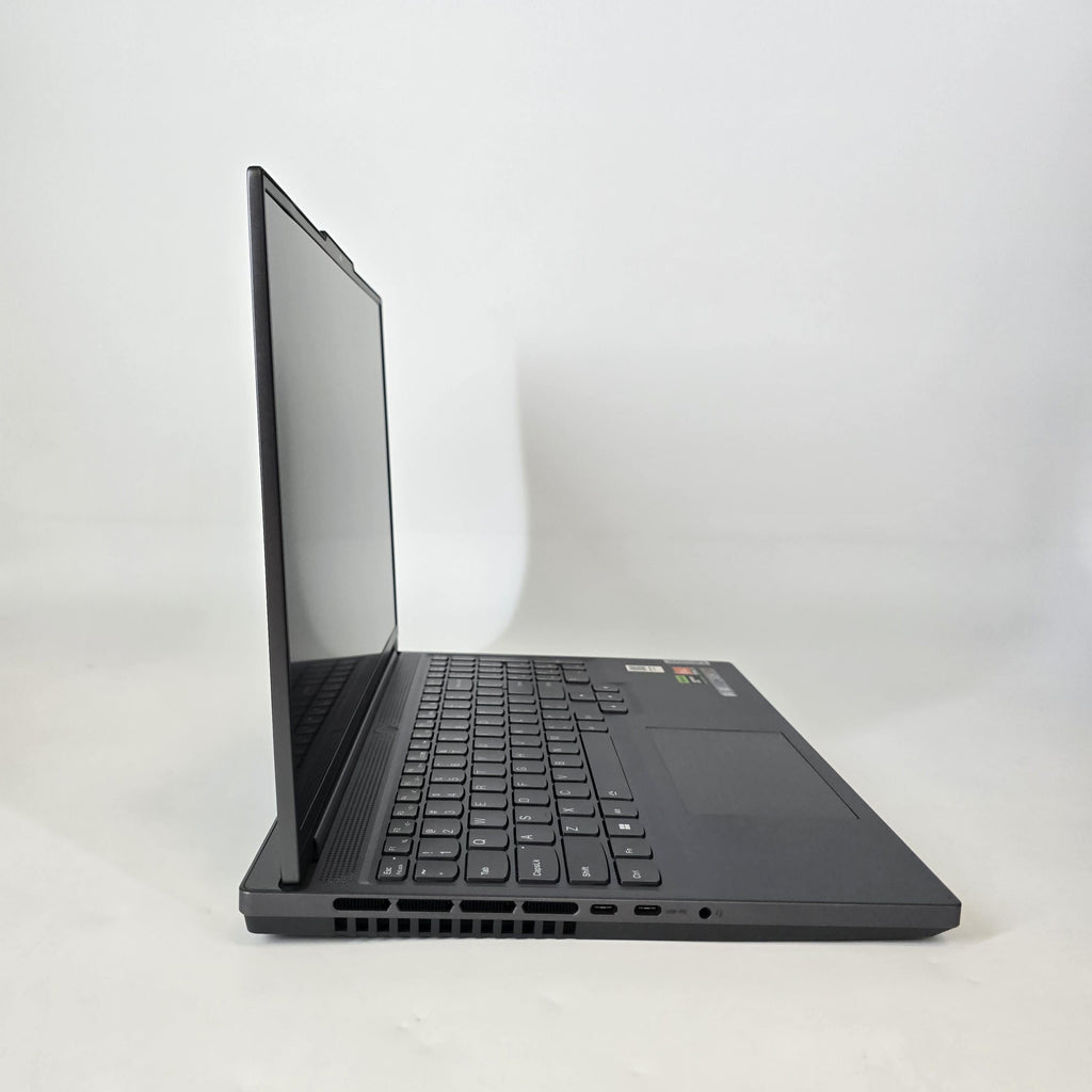 Lenovo Legion Slim 5 Gen 8 16 Gray 3.8 GHz AMD Ryzen 7 7840HS 16GB RAM 512GB Solid State Drive NVIDIA GeForce RTX 4060 8 GB